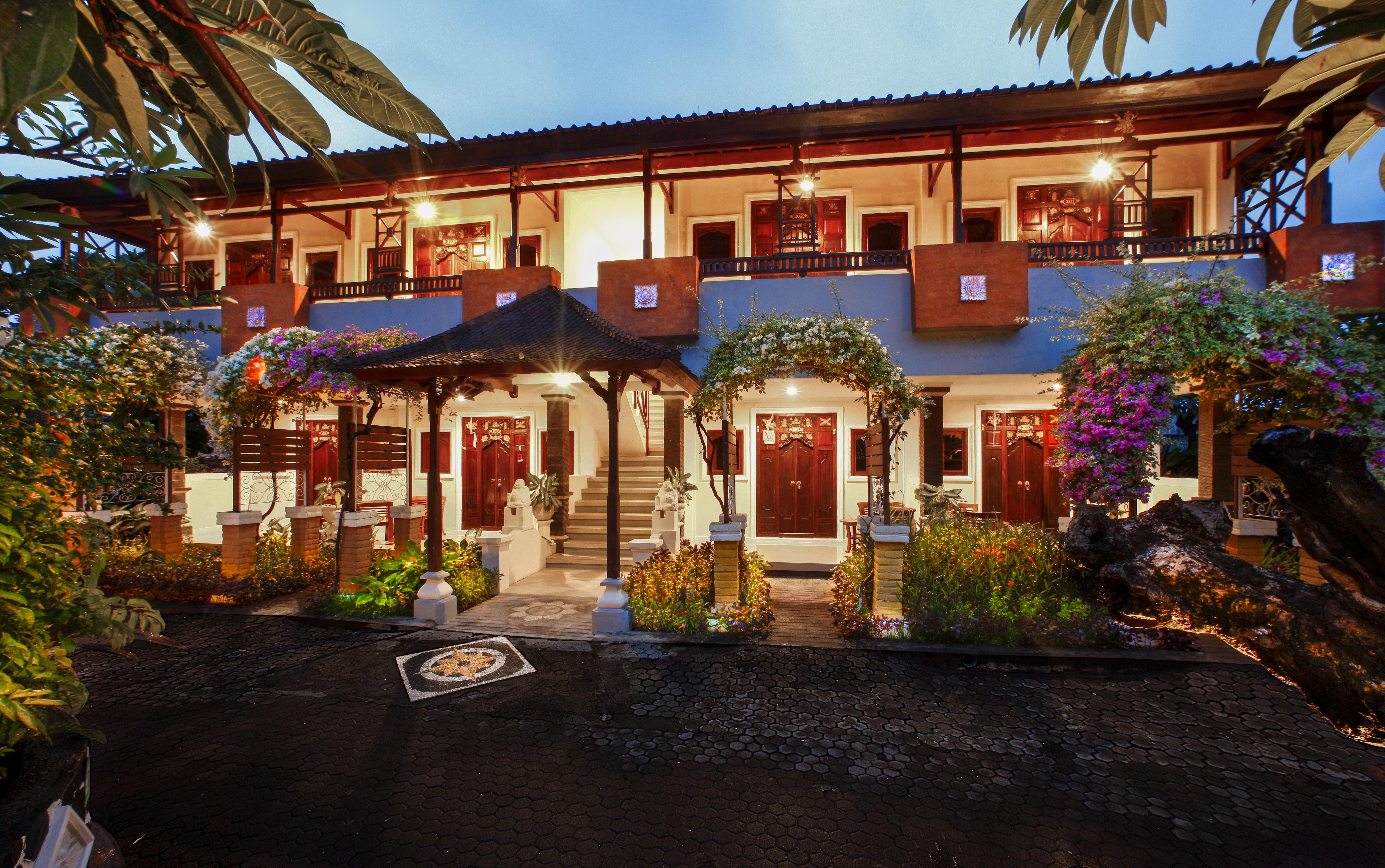 Pabean Buleleng Bali Taman Beach Resort & Spa Lovina מראה חיצוני תמונה