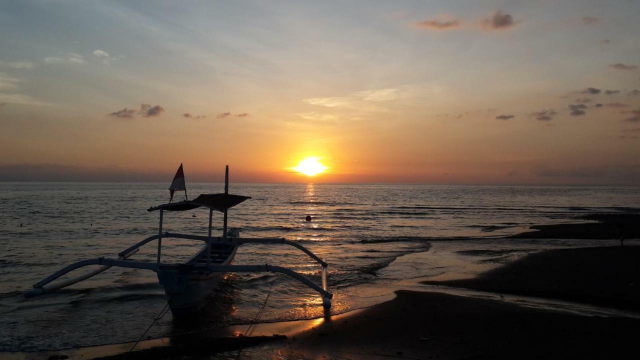 Pabean Buleleng Bali Taman Beach Resort & Spa Lovina מראה חיצוני תמונה